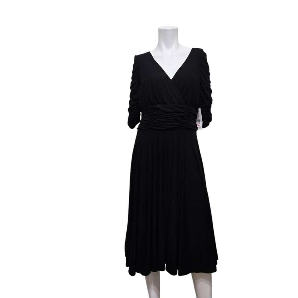 NWT Nue Elegant Black Fit & Flare Dress Size 10